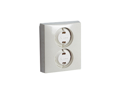 Kulmasuojat ja pistorasiasuojat