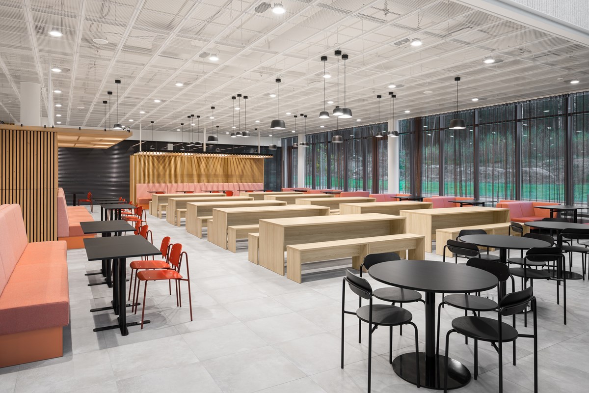 Varian Vehkalan toimipisteen ravintola on näyttävä tila