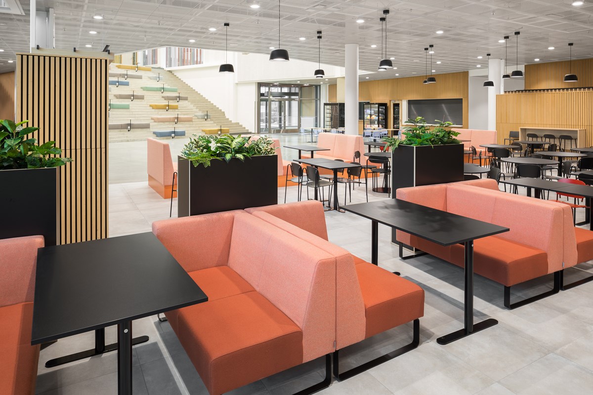 Varian vehkalan toimipisteen ravintola