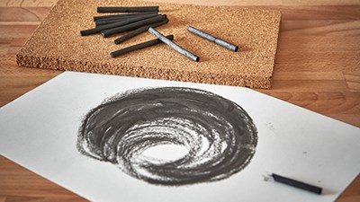 Laadukkaat paperi ja kankaat kuvataiteen opetukseen