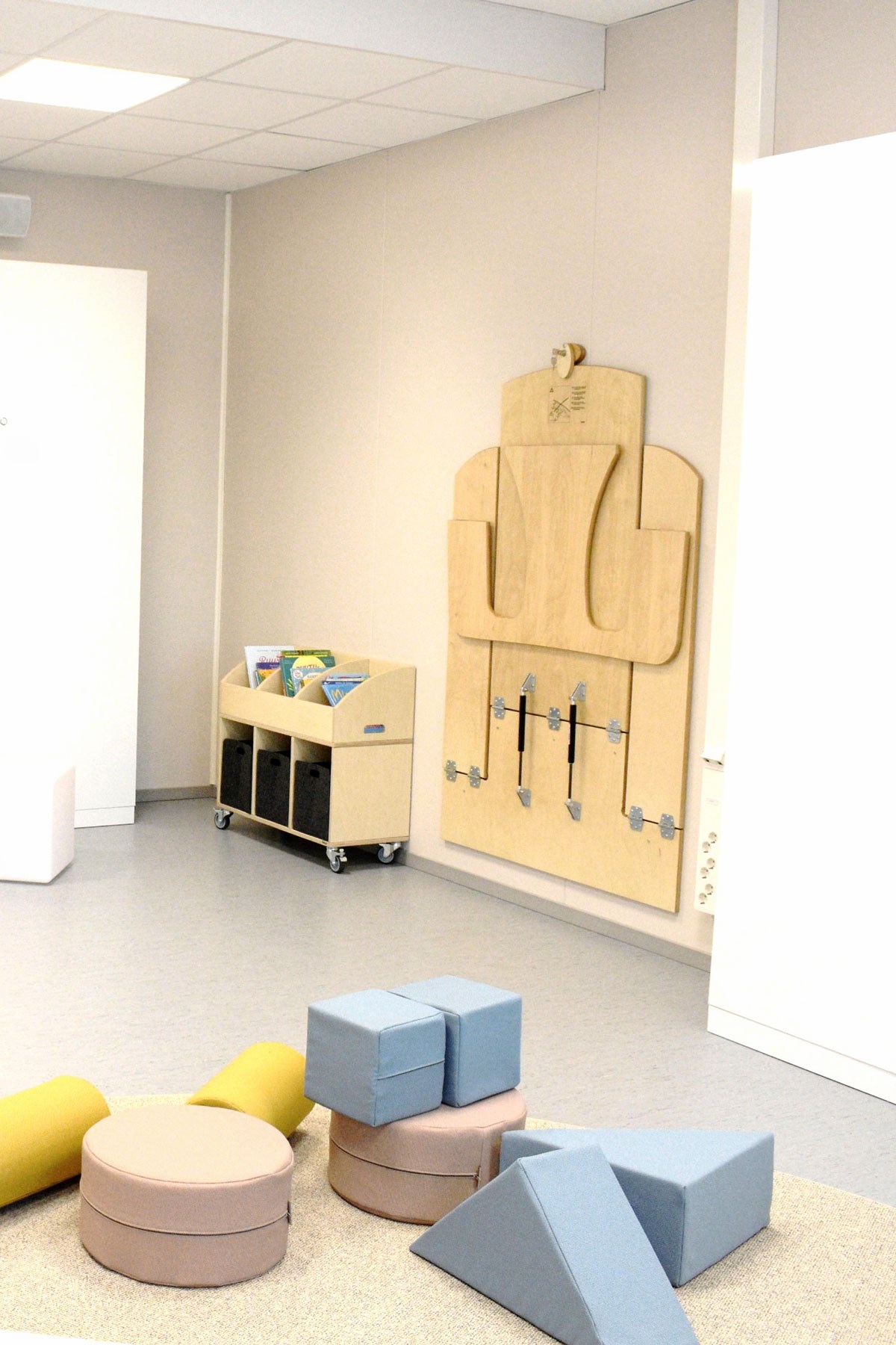 Kätevä nostopöytä tuo joustoa tilankäyttöön