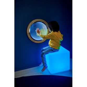 Peili äärettömyyteen, iso