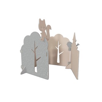 Saga metsä leikkisermi