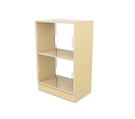 Fixa vitriinikaappi 2:2, sokkelilla, plexiliukuovet ja -takaseinä, S36/46 cm