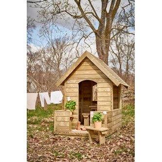 Croft leikkimökki verannalla