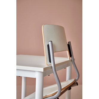 Como BX tuoli, C-jalusta, ik 50 cm, keskikokoinen istuin, valkoinen runko