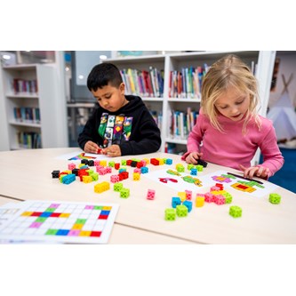 EDUCO Verti-fix: rakenna 3D-rakenteita