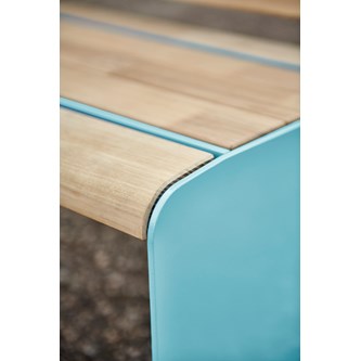 MeetUp penkki selkänojalla