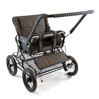 Kaksostenrattaat Lekolar, selkä menosuuntaan, kangas