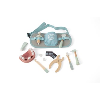 Dantoy Roolisetti, hammaslääkäri