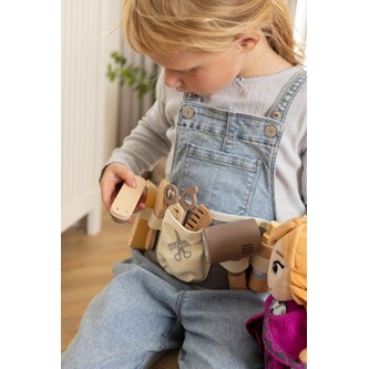 Dantoy Roolisetti, parturi