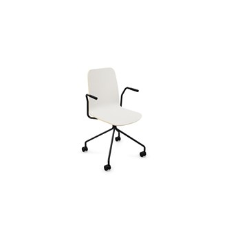 Vapaa tuoli, korkea selkä, musta ristikko pyörillä