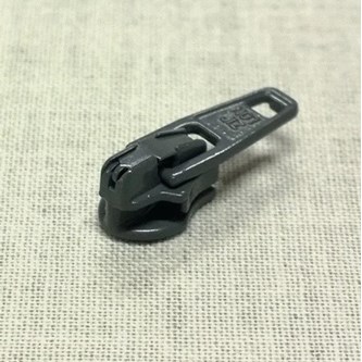 Metrivetoketjun lukot YKK 4 mm, 10 kpl