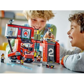 LEGO® City Paloasema ja paloauto 60414