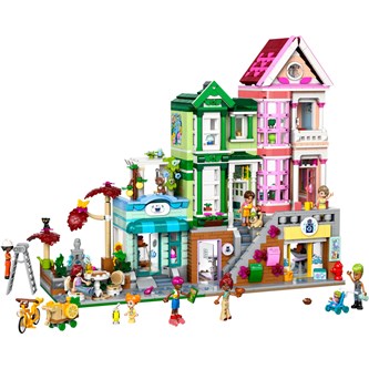LEGO® Friends Heartlake Cityn asunnot ja liiketilat 42670