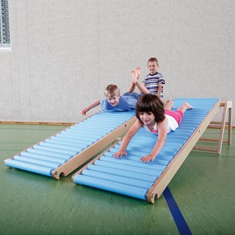 Rullaliukumäki puolapuihin