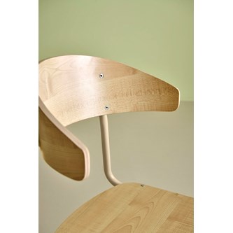 Embrace tuoli C-jalusta, ik 50 cm, medium istuin, hopea runko