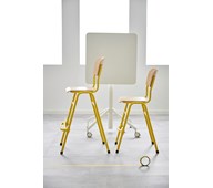 Keltaiset Matte-tuolit
