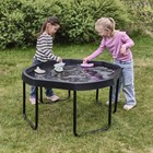 Leikkipöytä matolla, musta