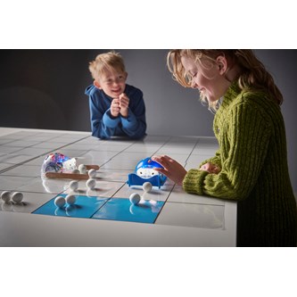 Blue-Bot -lattiarobotti