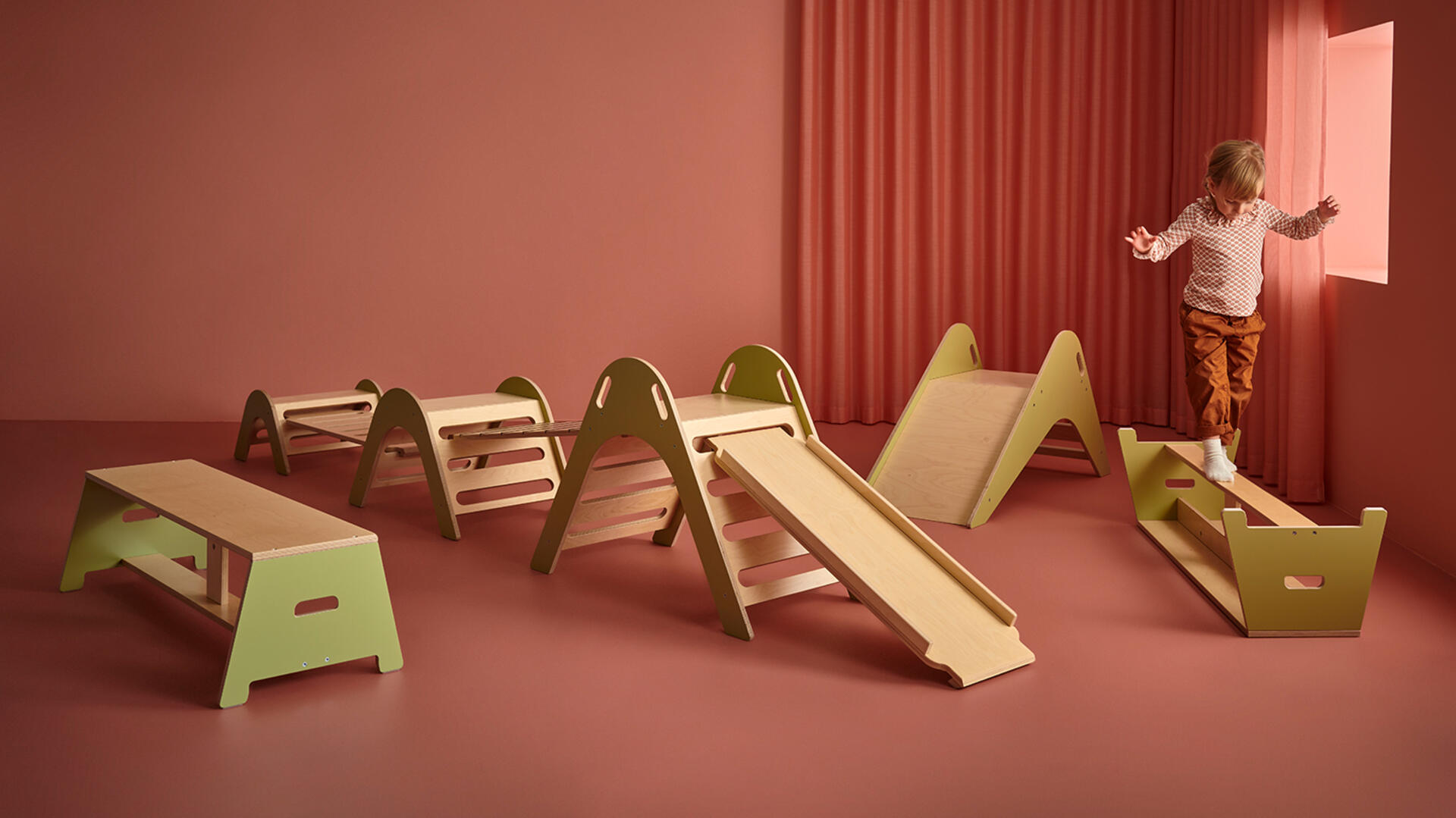 Liikunta- ja tasapainokalusteet