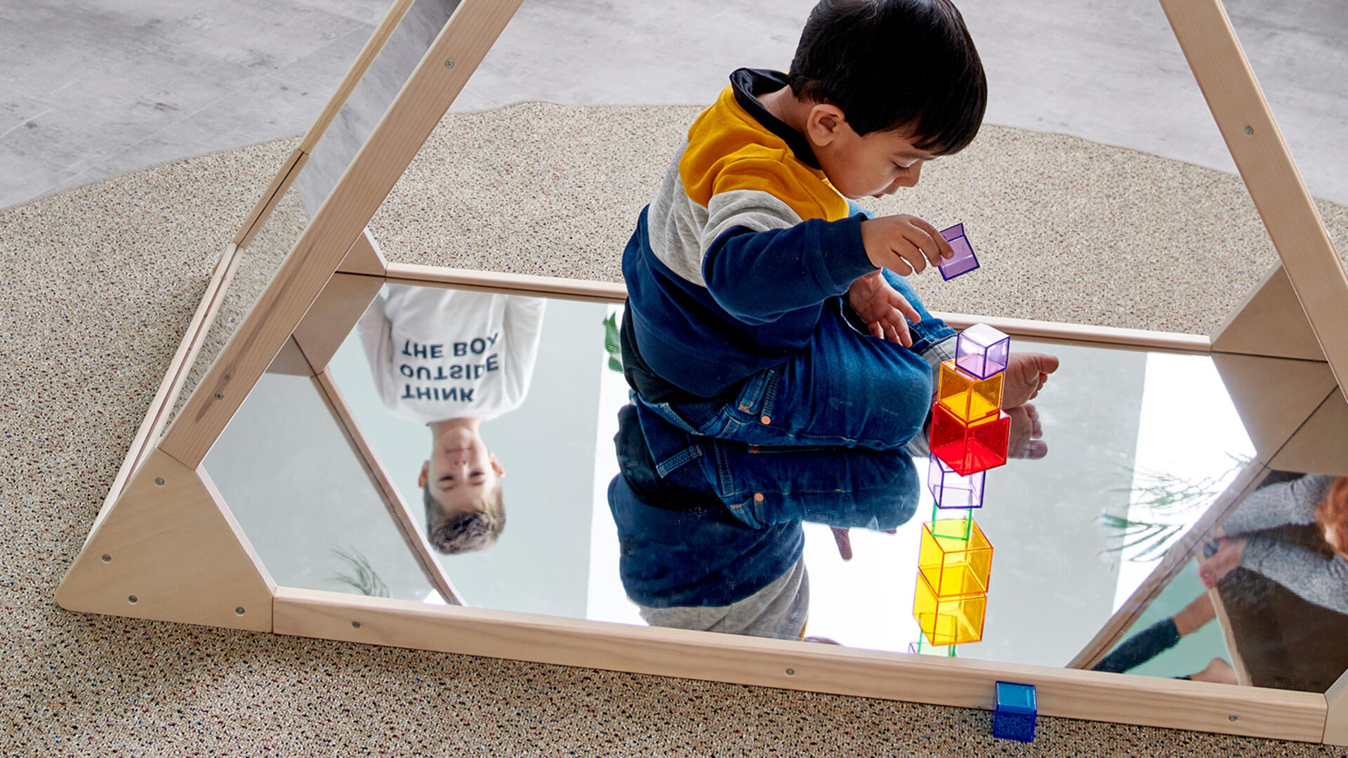 Leikkipeilit ja peililuolat