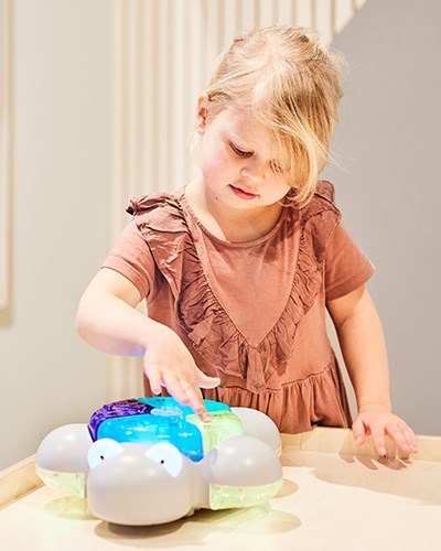 Ohjelmoinnin alkeita opitaan leikin ja pelin  kautta